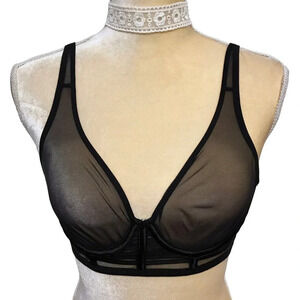 Victoria's Secret NWOT Unlined Plunge Bra Women 32C